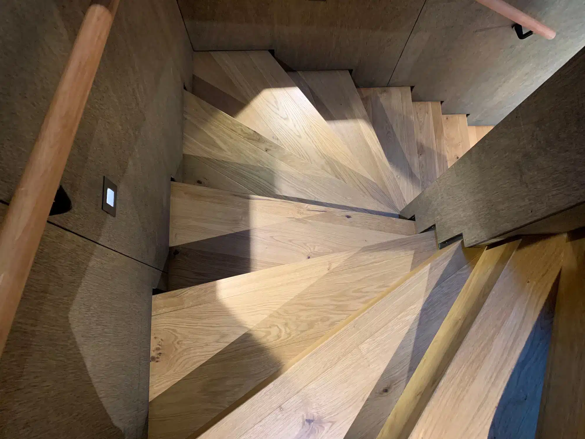 Strikingly Modern Amidst the Mountains — HARO timber flooring